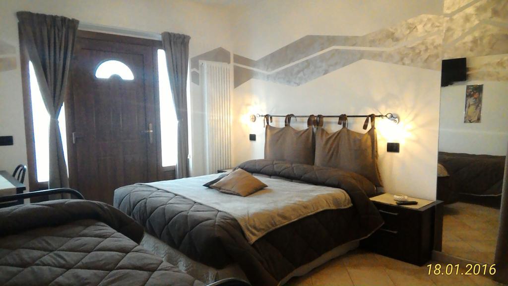 La Casa Del Grillo 1 Bed & Breakfast อาออสตา ห้อง รูปภาพ