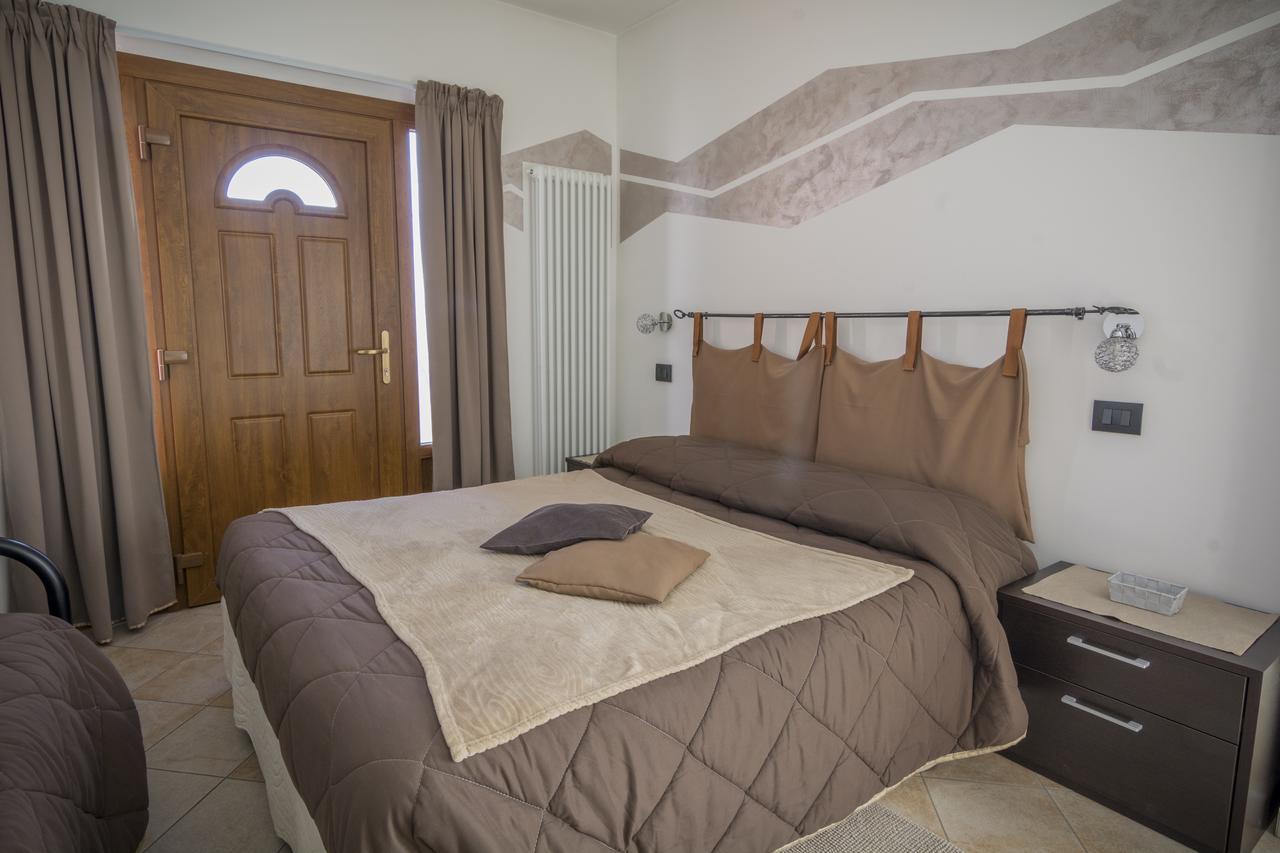 La Casa Del Grillo 1 Bed & Breakfast อาออสตา ภายนอก รูปภาพ