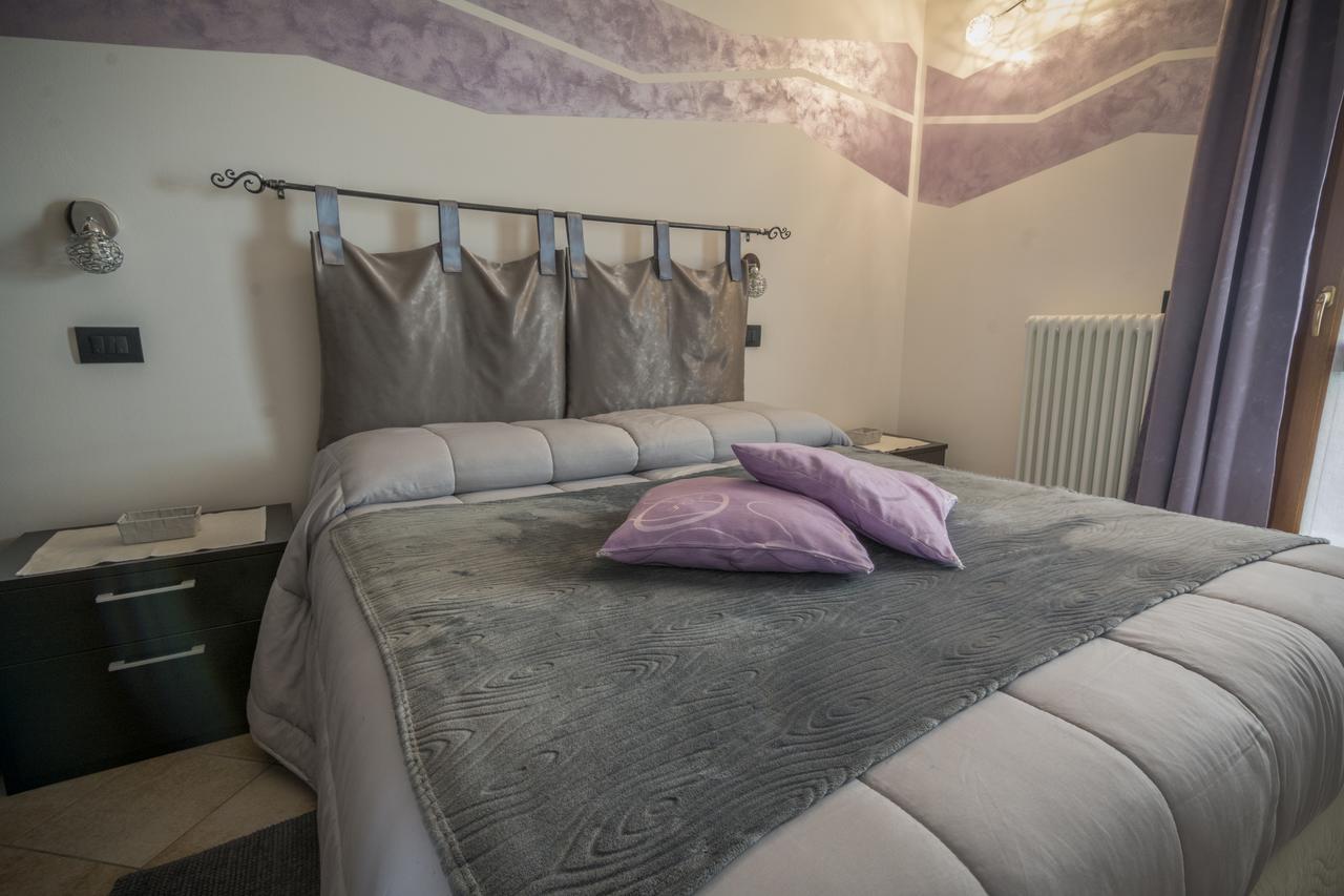 La Casa Del Grillo 1 Bed & Breakfast อาออสตา ภายนอก รูปภาพ